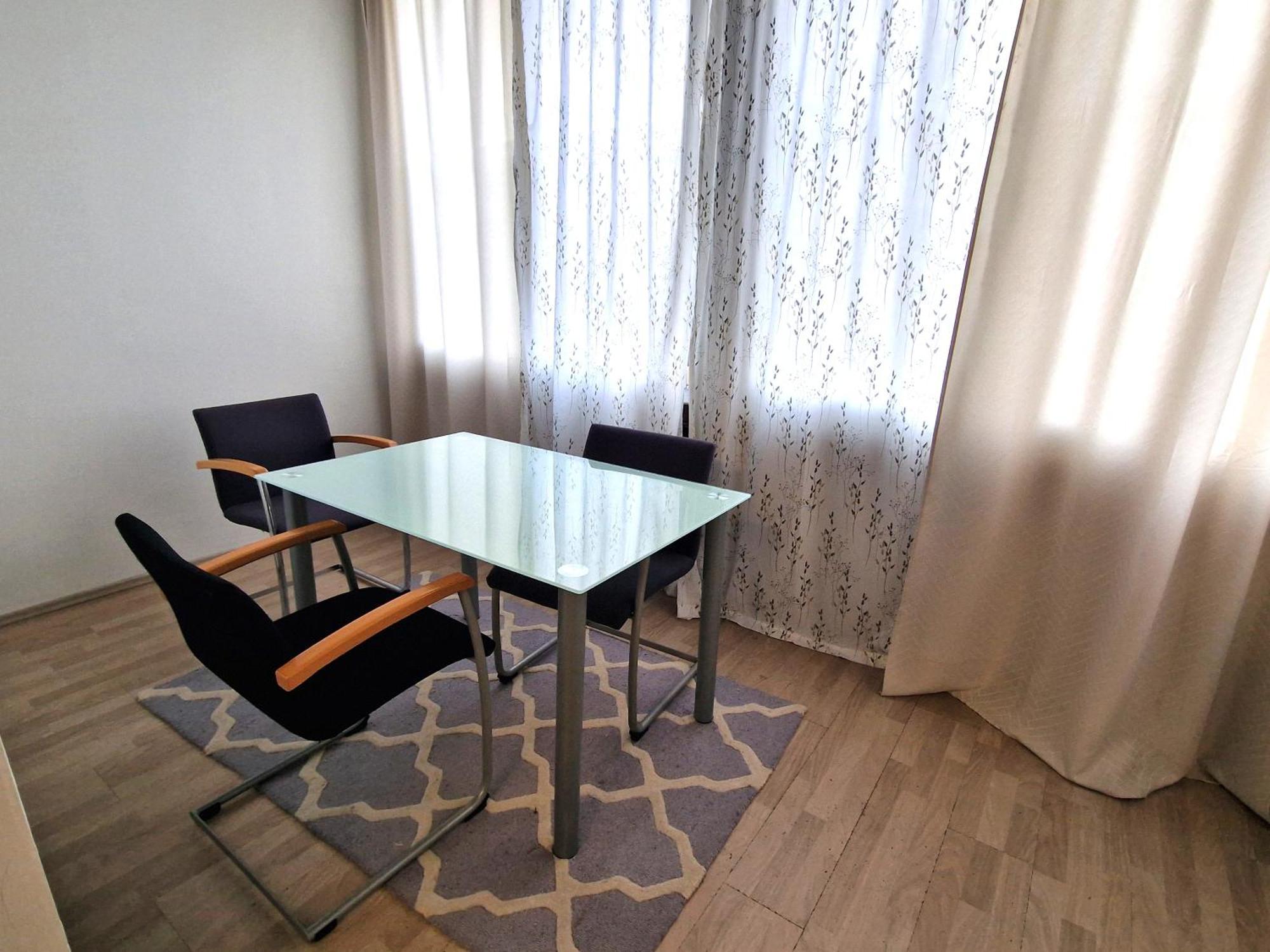 Gudzevic Ferien Unterkuenfte A 4 Apartment Gloggnitz Exterior photo
